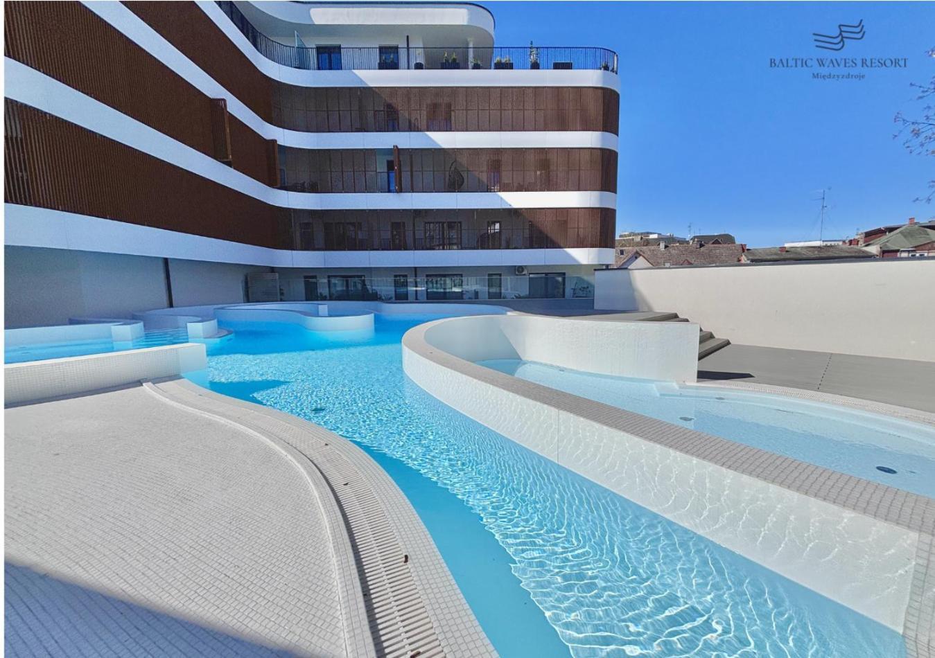 Baltic Waves Resort & Spa Miedzyzdroje 미엥지즈드로예 외부 사진